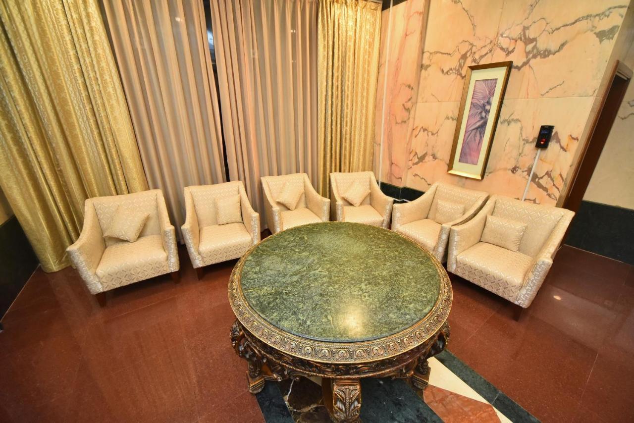 Emirates Stars Hotel Apartments Sharjah Exterior photo