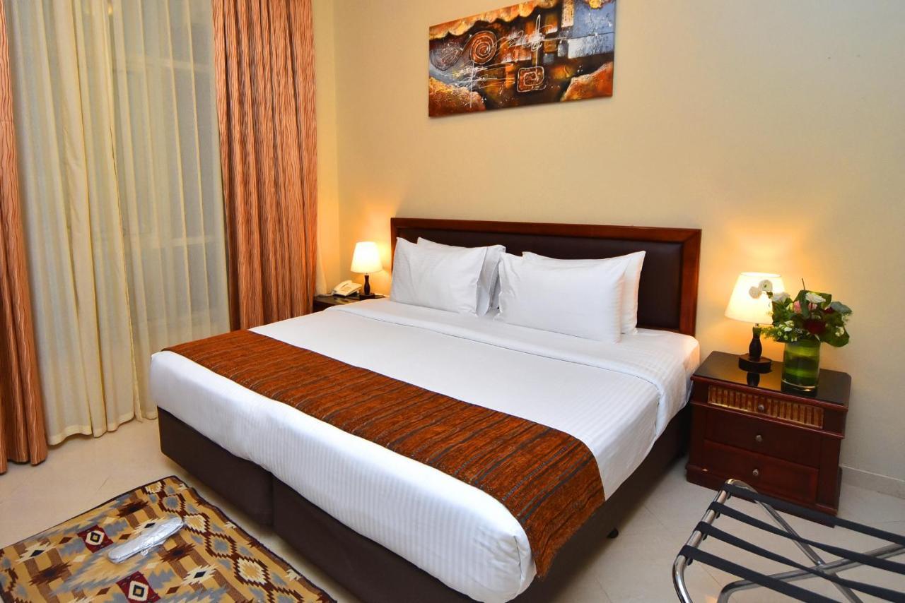 Emirates Stars Hotel Apartments Sharjah Exterior photo
