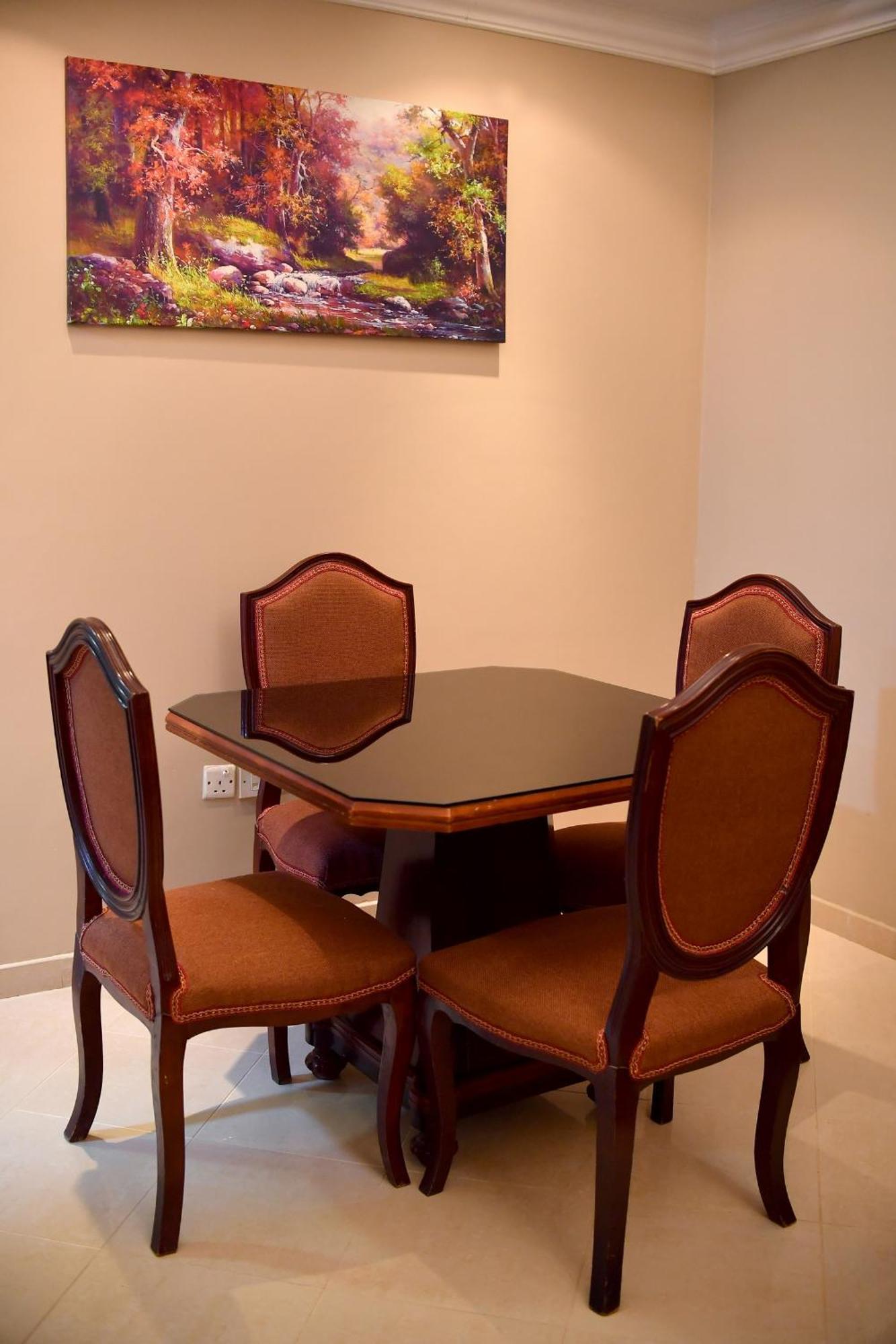 Emirates Stars Hotel Apartments Sharjah Exterior photo