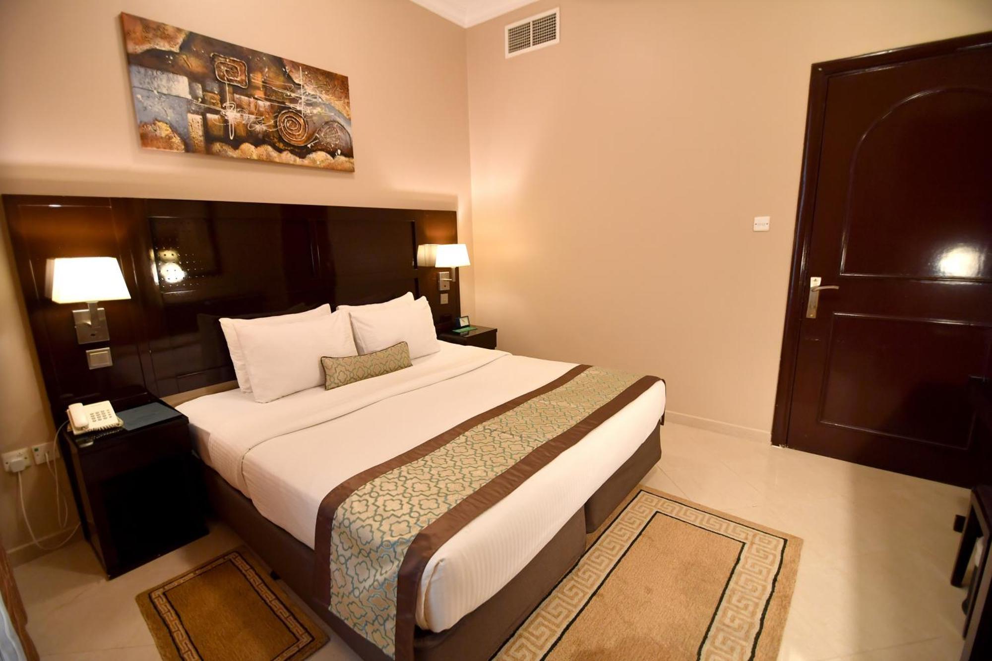 Emirates Stars Hotel Apartments Sharjah Exterior photo