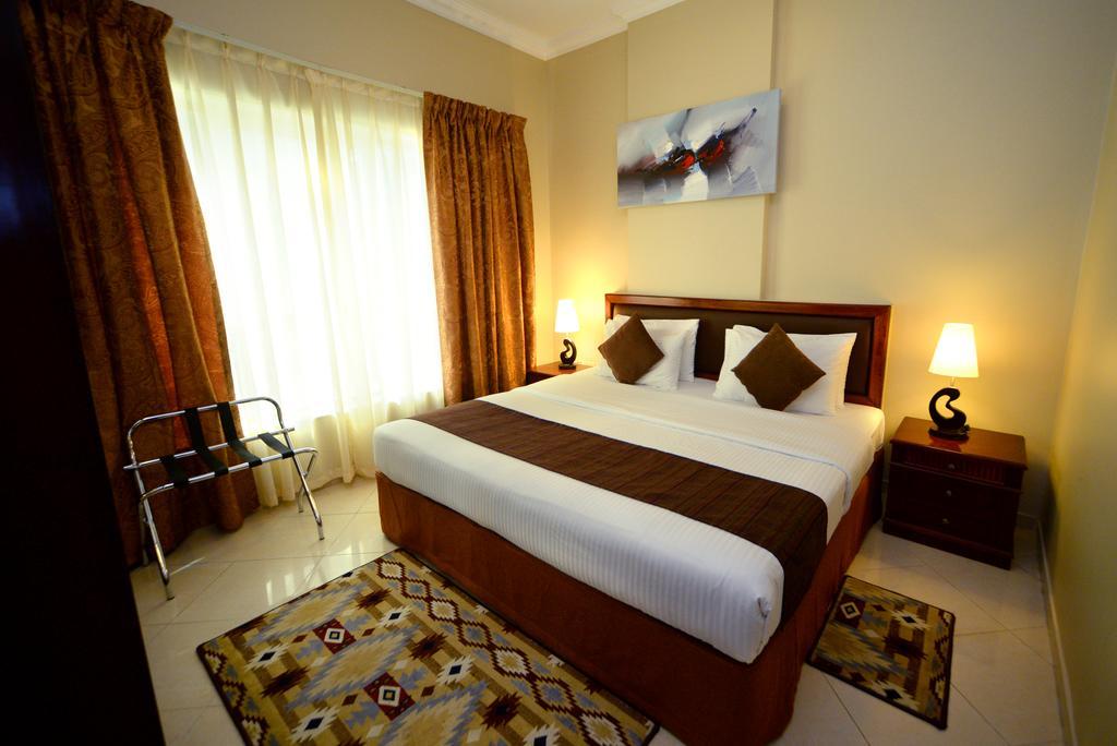 Emirates Stars Hotel Apartments Sharjah Exterior photo